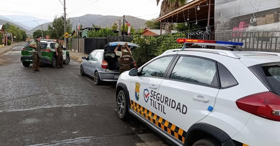 Evasión de fiscalización policial culmina con detención de conductor en la comuna de Tiltil